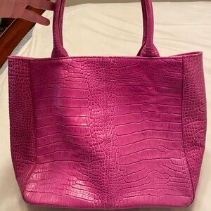 Express pink leather bag